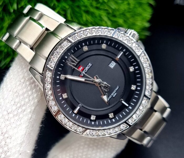NAVIFORCE 9187 Men's Watch l Crystal Accents - Image 4